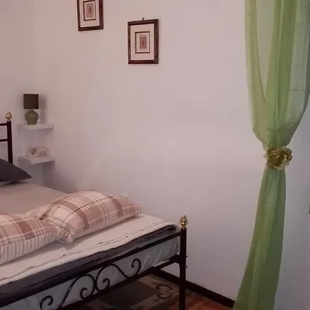 Manara Constancia